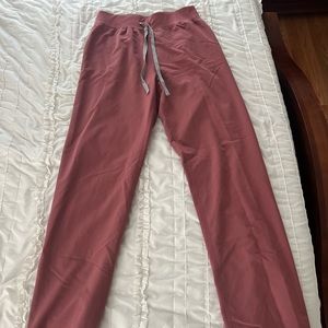 Figs Women’s Livingston Basic Scrub Pants